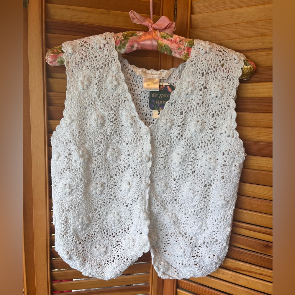 White Crochet Floral Vest - Women’s Sleeveless Top